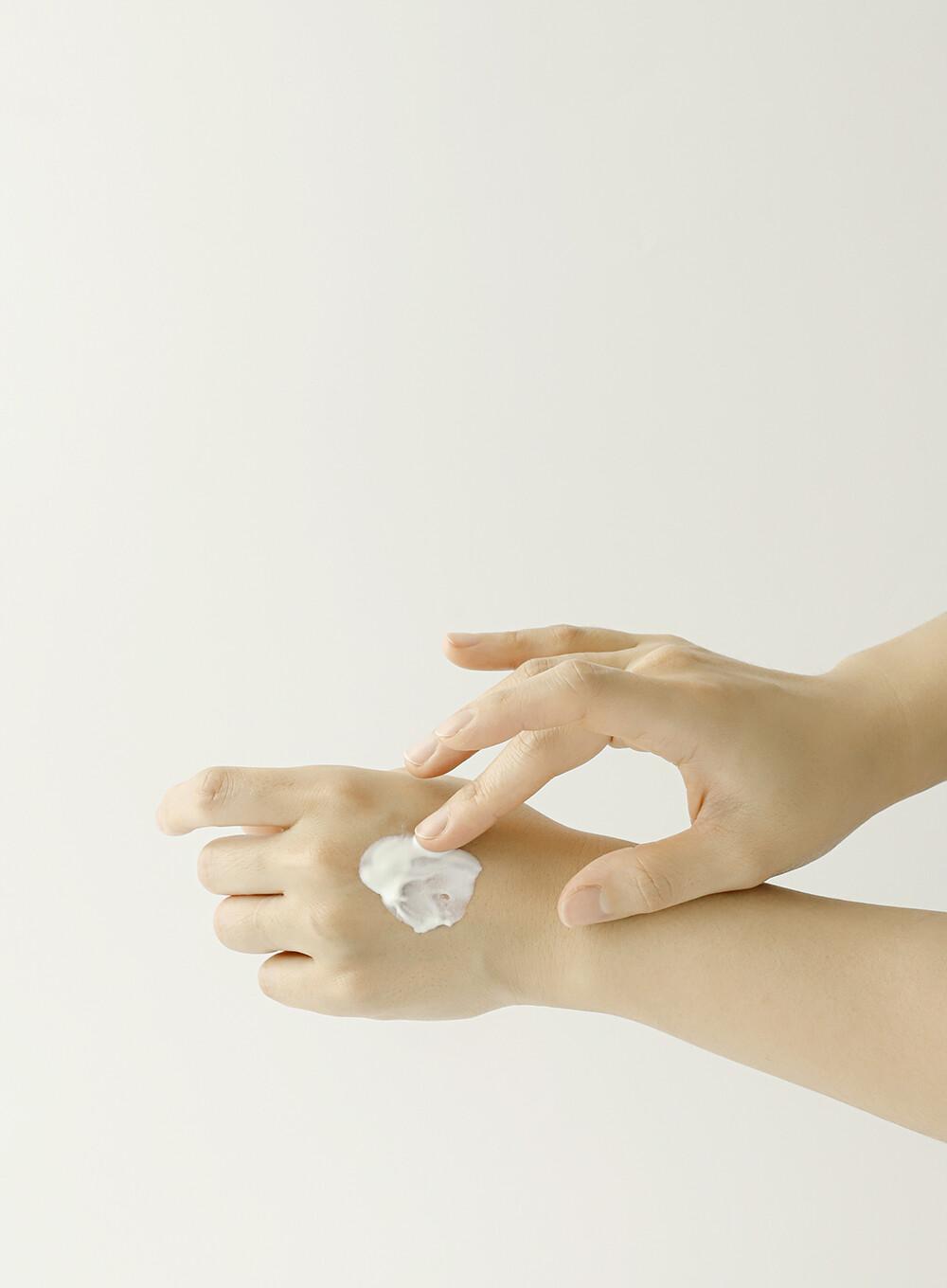 Relief Sun : Rice + Probiotics 50ml - PIBU Skincare